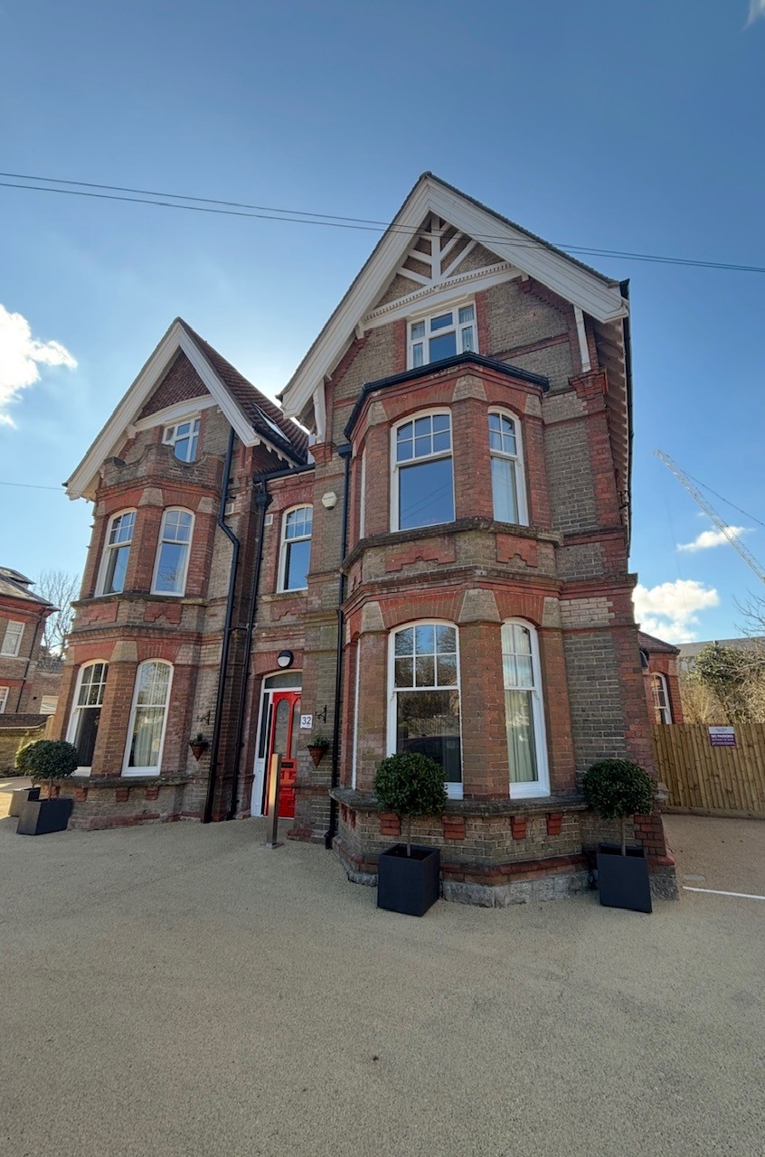 Clandon House, 32 Prince of Wales Road, Dorchester DT1 1PW