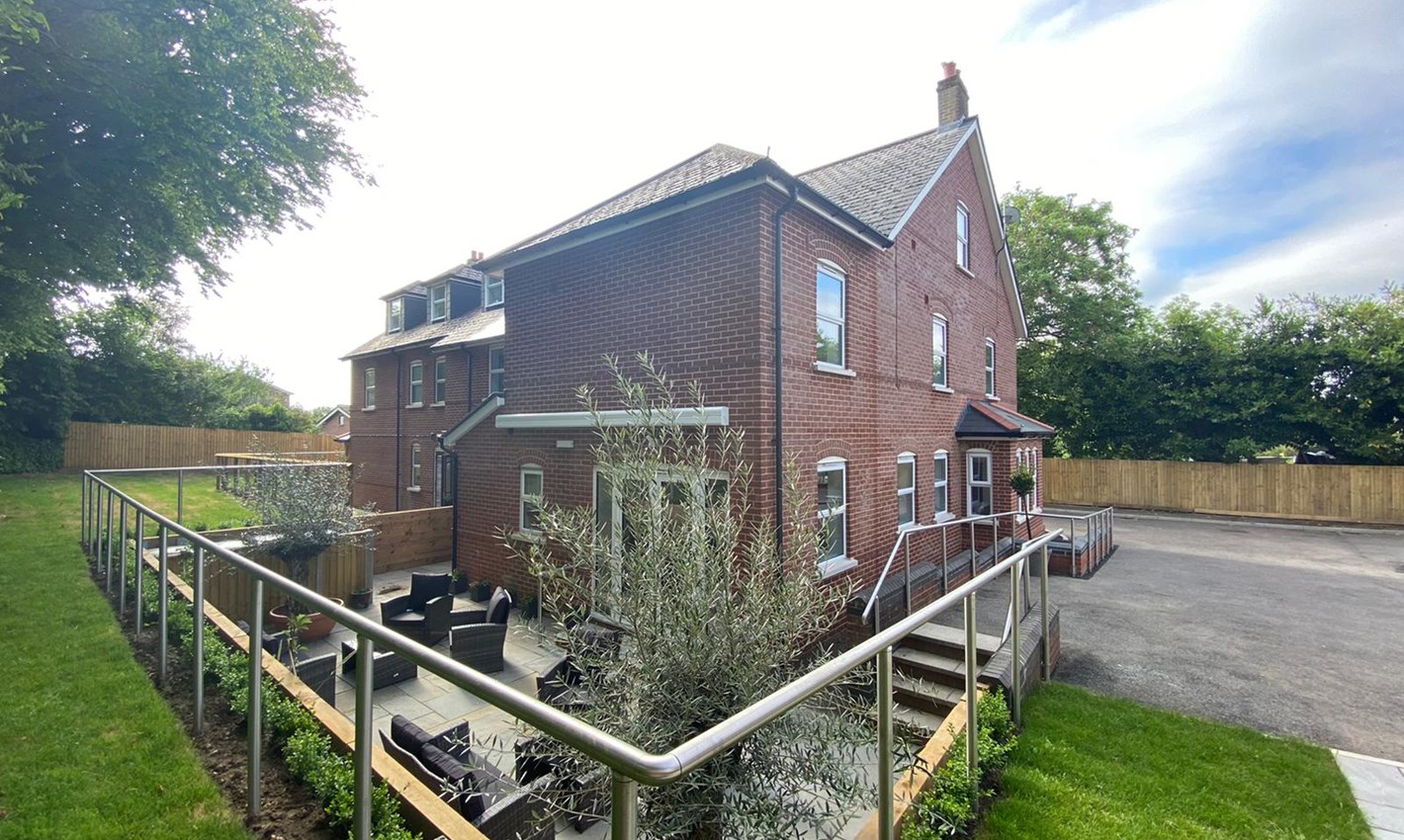 Independent senior living in Wimborne, Dorset Harleston House